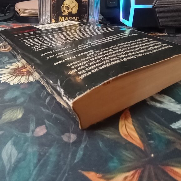 Boneman by Lisa W. Cantrell – Rare Horror Paperback by Bram Stoker Award Winner - Picture 10 of 13